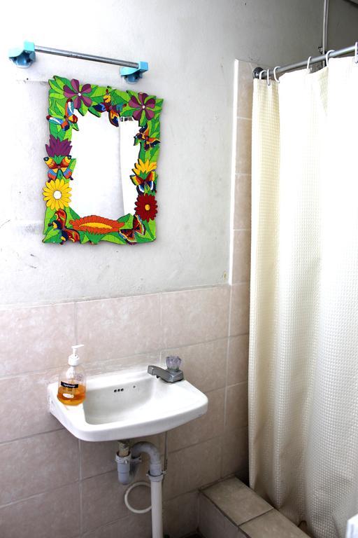 Ximenas Guest House San Salvador Zewnętrze zdjęcie